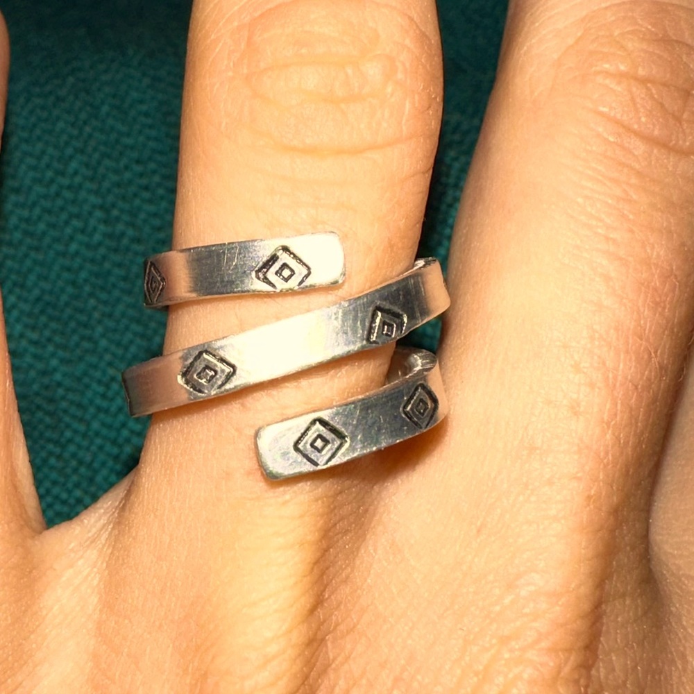 Adjustable Aztec Ring